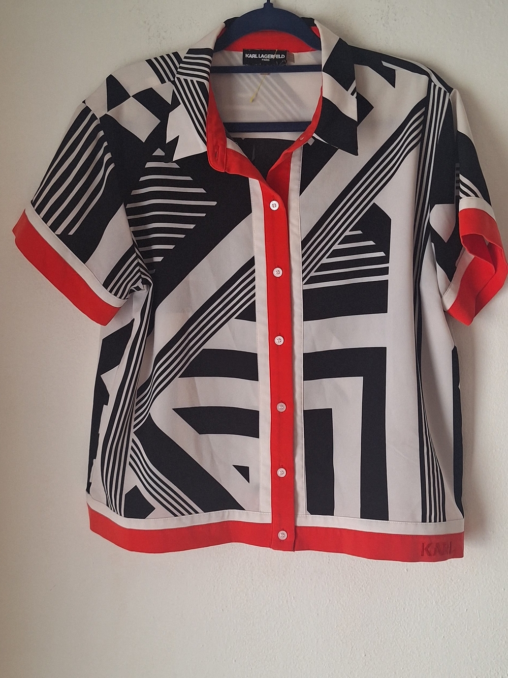 Designer Karl Lagerfeld Paris Black White & Red Geometric Women Blouse Sz L - Picture 2 of 7